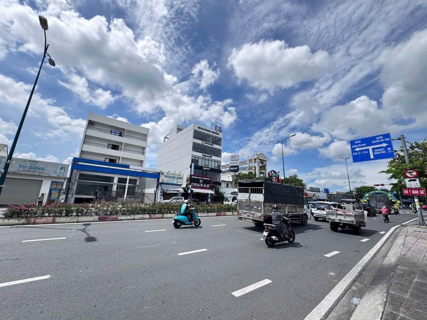 691-693_LeVanViet_P.TanPhu_ThanhphoThuDuc_HoChiMinh_1781878863_634001_2.jpg